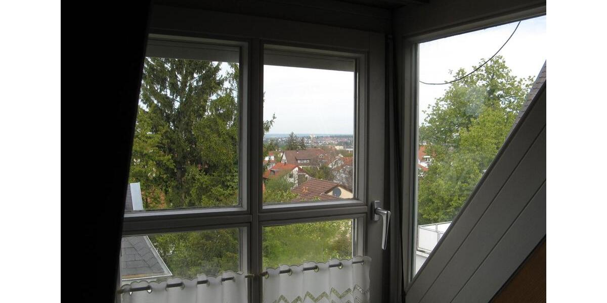 Dachgeschoßwohnung Reutlingen - 3 Zimmer, 80 m&sup2;, 1.250&euro; | Angebot:27584496