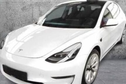Tesla Model 3 53.198 km 29.740 &euro; Böblingen 71032