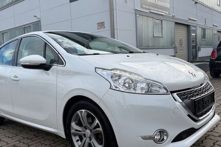 Peugeot 208 88.868 km 6.490 &euro; Magstadt 71106