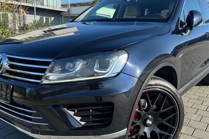 VW Touareg 275.000 km 13.980 € Holzgerlingen 71088