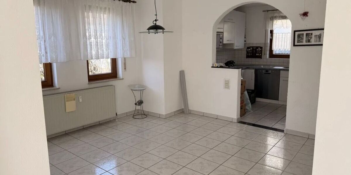 Gepflegte 3-Zimmer-Erdgeschosswohnung mit Garten, Balkon & Tiefgaragenstellplatz in Rutesheim – - Appartement Rutesheim Heuweg | Angebot:27250473