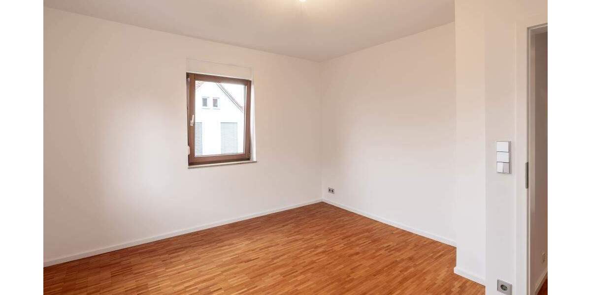 Etagenwohnung Fellbach - 5 Zimmer, 177 m&sup2;, 695.000&euro; | Angebot:21281857