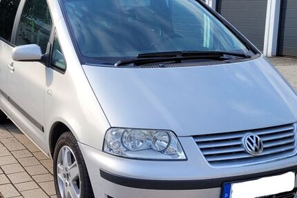 VW Sharan 189.184 km 3.350 &euro; Renningen 71272