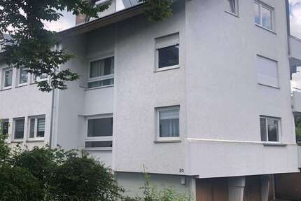 Haus zum Kaufen in Stuttgart 995.000 € 340 m²