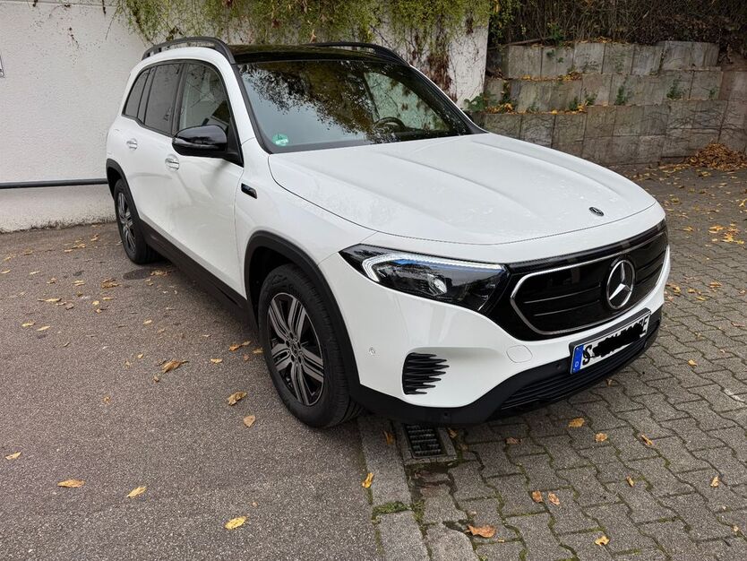 Mercedes-Benz EQB 49.800 km 27.800 € Stuttgart 70191