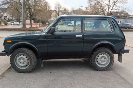 Lada Niva 93.700 km 6.399 &euro; Jettingen 71131