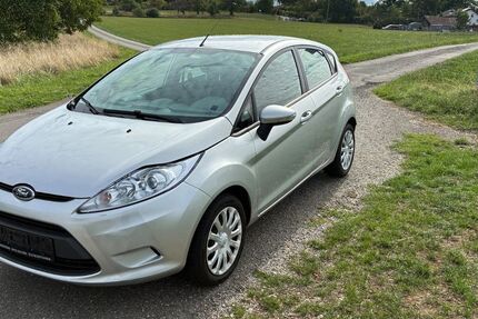 Ford Fiesta 143.681 km 3.500 &euro; Reutlingen 72766