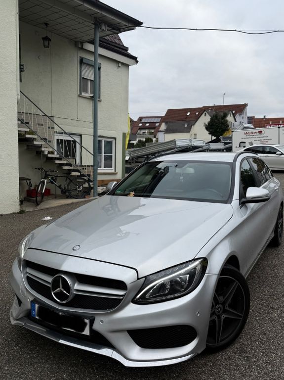 Mercedes-Benz C 220 180.000 km 14.000 € Korntal-Münchingen 70825
