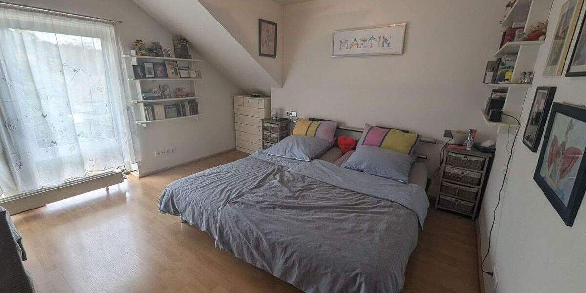 Doppelhaushälfte Böblingen - 1 Zimmer, 254 m&sup2;, 1.150.000&euro; | Angebot:25779091