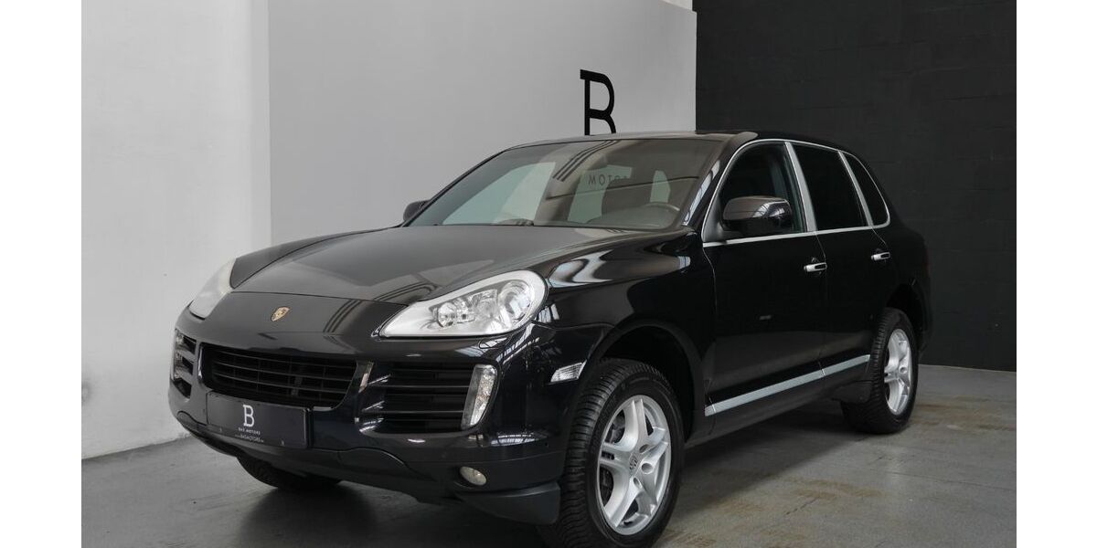 Porsche Cayenne 180.000 km 11.990 &euro; Rohrdorf 72229