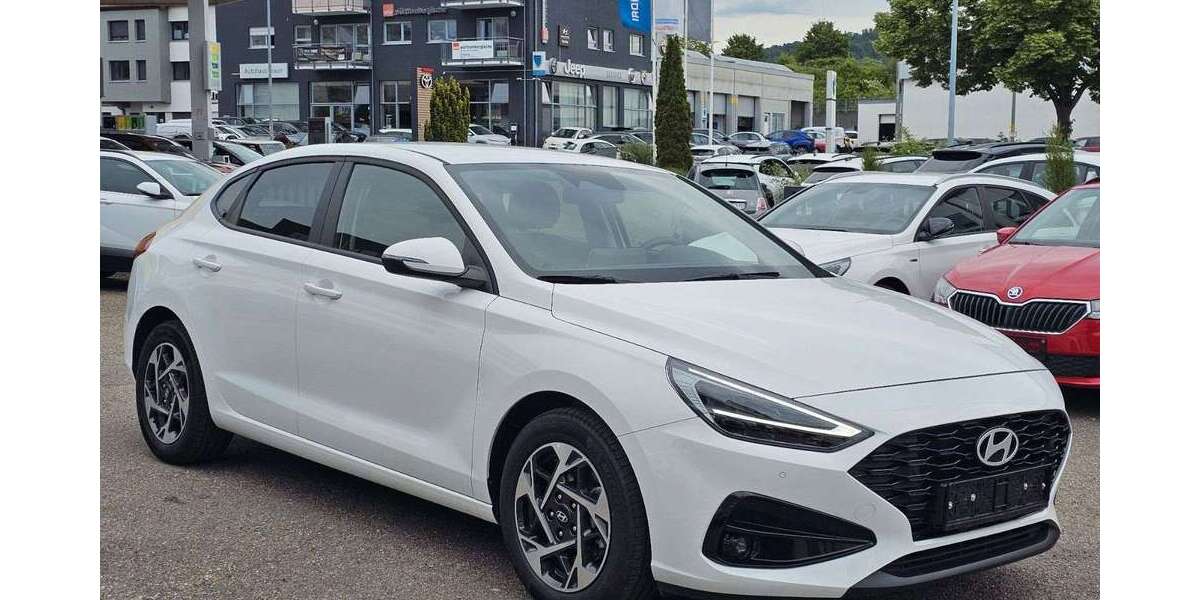 Hyundai i30 6.130 km 20.950 &euro; Leonberg 71229