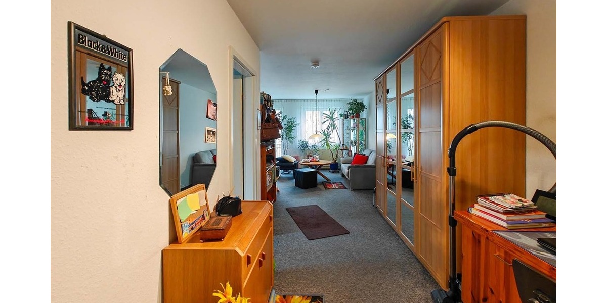 Vermietete 1-Zimmer Wohnung mit Balkon, Einbauküche und Duplexparker - 1- Gomaringen | Angebot:26234194