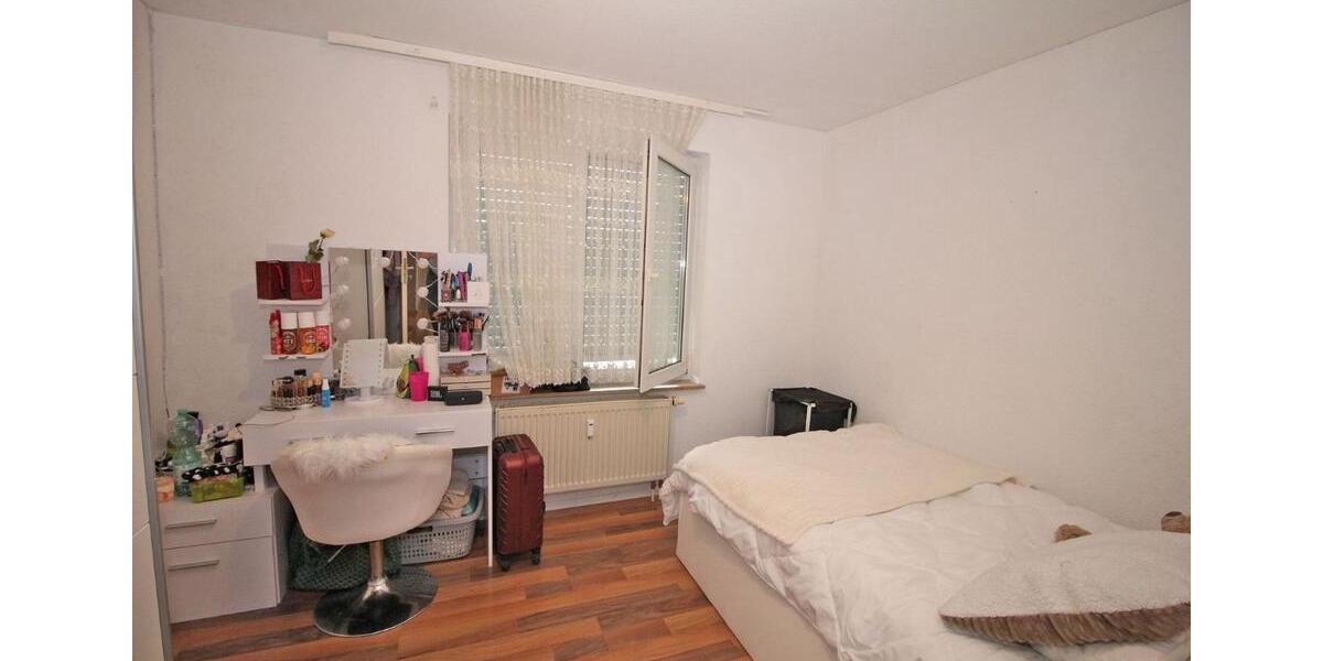 Etagenwohnung Rutesheim - 4.5 Zimmer, 90 m&sup2;, 300.000&euro; | Angebot:25099587