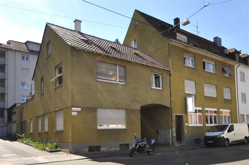 Wohn- und Gewerbeanwesen mit viel Gestaltungspotential in bester Lage zimmer