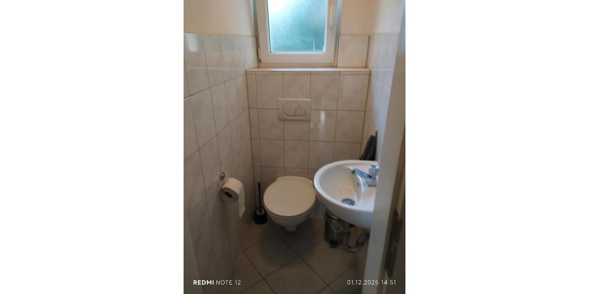 Dachgeschoßwohnung Stuttgart Feuerbach - 2 Zimmer, 88 m&sup2;, 1.250&euro; | Angebot:25998750