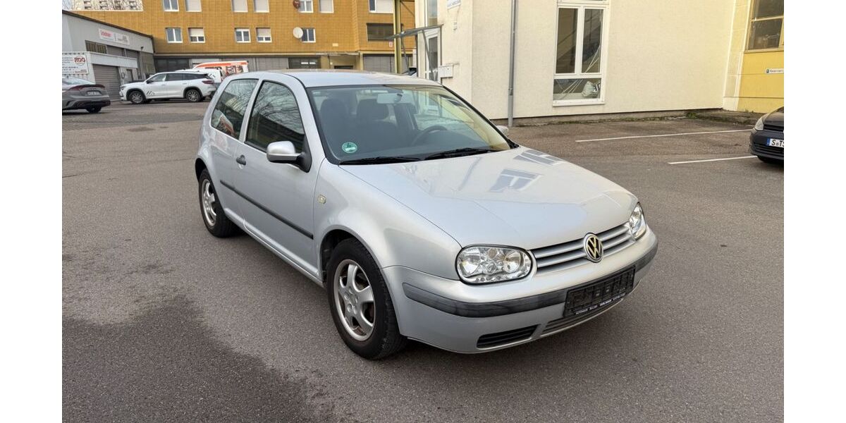VW Golf 125.000 km 2.900 &euro; Möglingen 71696