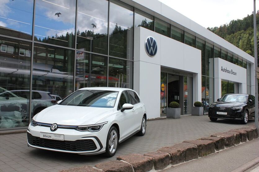 VW Golf 72.990 km 23.290 € Wildberg 72218