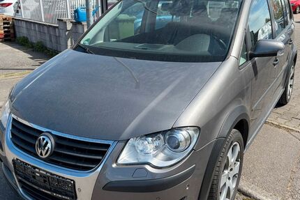 VW Touran 185.000 km 5.490 &euro; Ludwigsburg 71642