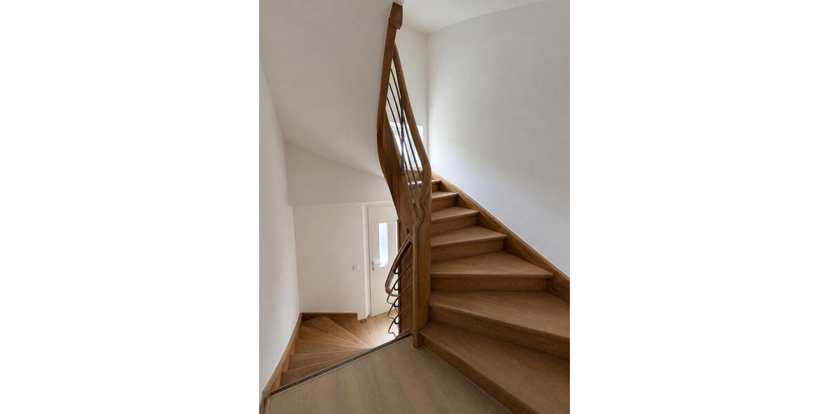 Einfamilienhaus Kirchentellinsfurt - 5 Zimmer, 130 m&sup2;, 2.200&euro; | Angebot:27617729
