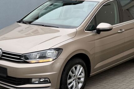 VW Touran 96.000 km 14.980 &euro; Böblingen 71032