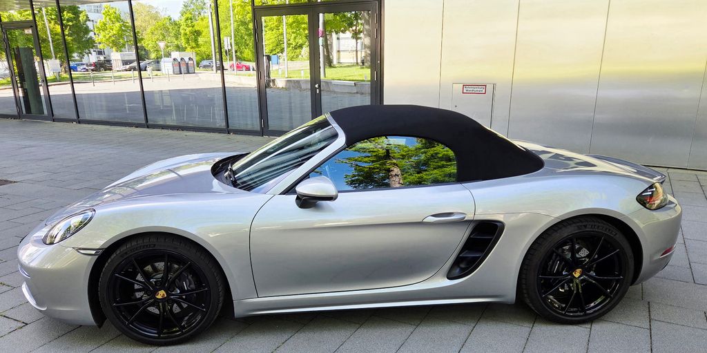 Porsche Boxster 19.995 km 69.718 &euro; Stuttgart 70569