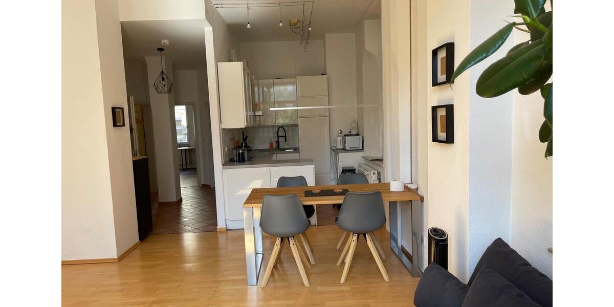 Zentral wohnen in der Hasenbergstr mit EBKStellplatz (3 Zimmer) 3 zimmer