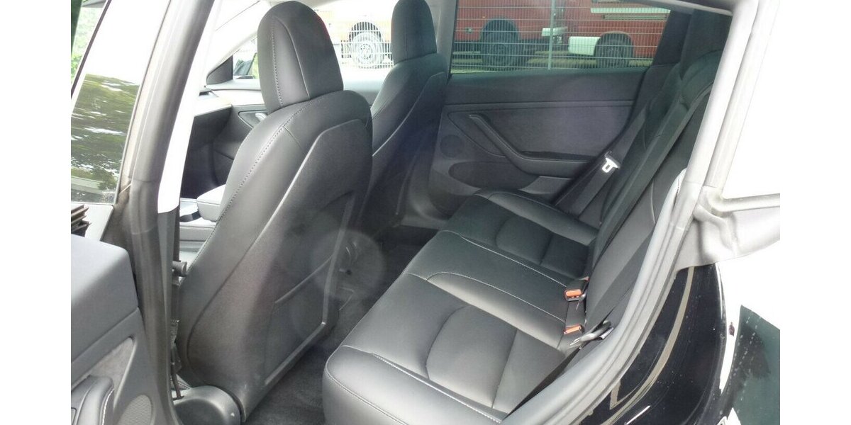 Tesla Model 3 SR+ RWD 60 kWH neuwertig * Mwst. ausweisba 11.300 km 34.900 &euro; Nürtingen 72622