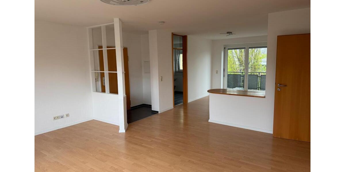 Etagenwohnung Kornwestheim - 3.5 Zimmer, 83 m&sup2;, 1.500&euro; | Angebot:26406575