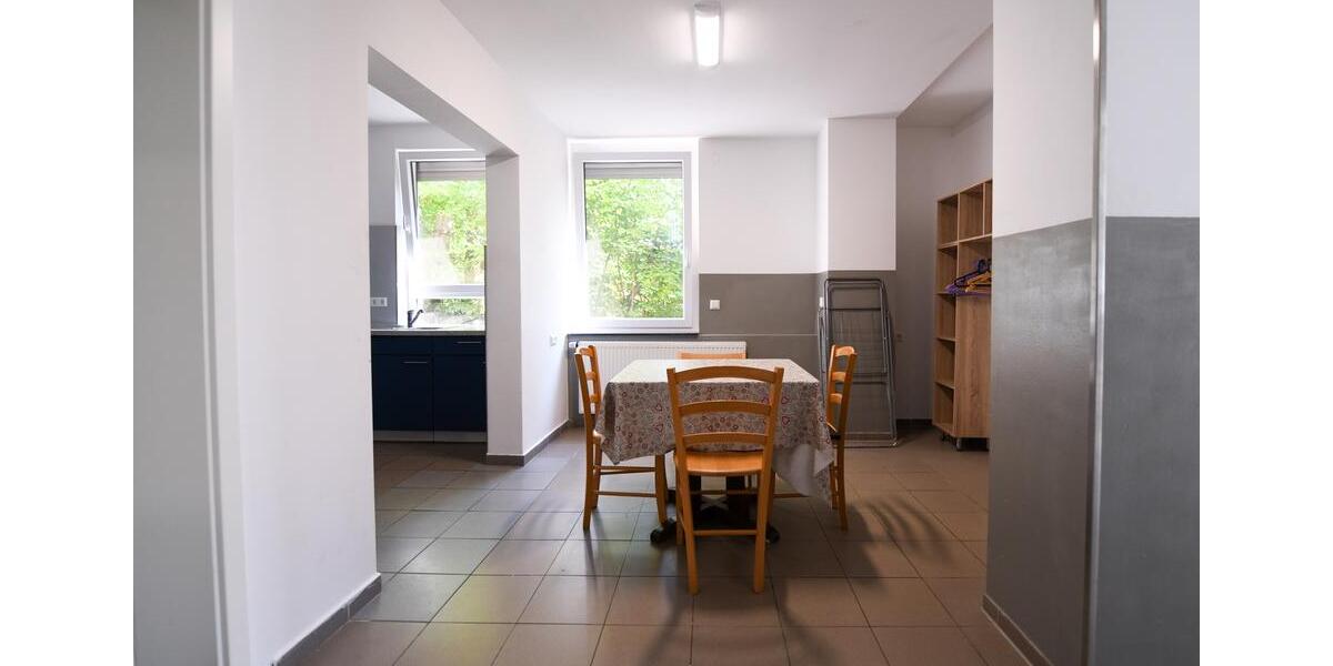 Mehrfamilienhaus, Wohnhaus Reutlingen Reutlingen-Betzingen - 18 Zimmer, 460 m&sup2;, 6.000&euro; | Angebot:24245162