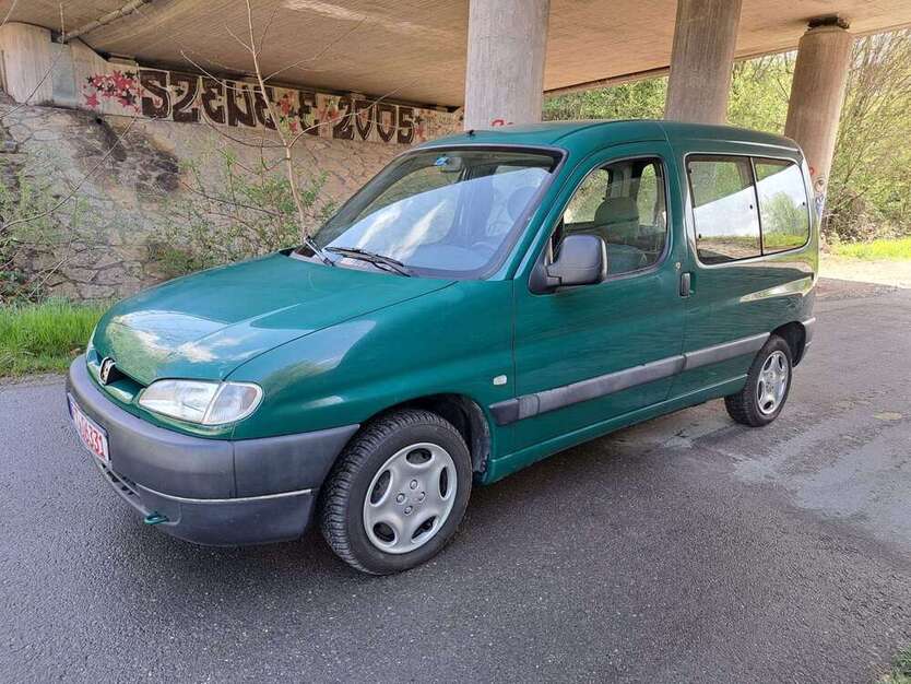 Peugeot Partner 180.000 km 350 € Reutlingen 72766