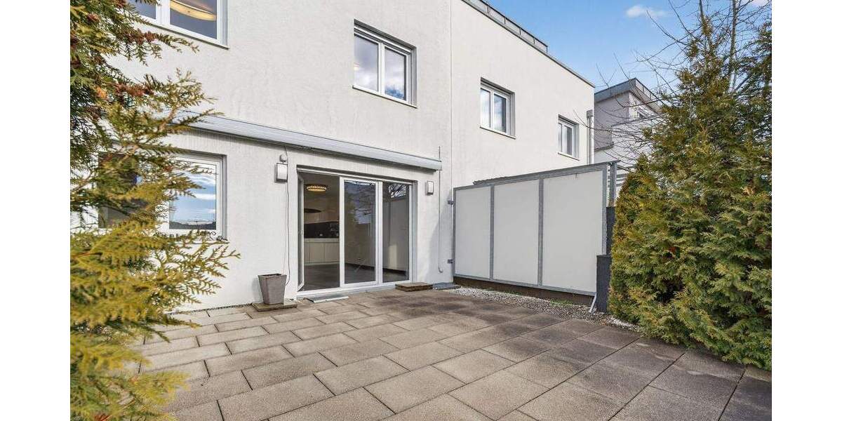 Reihenmittelhaus Stuttgart Zuffenhausen - 4 Zimmer, 132 m&sup2;, 714.000&euro; | Angebot:24738225