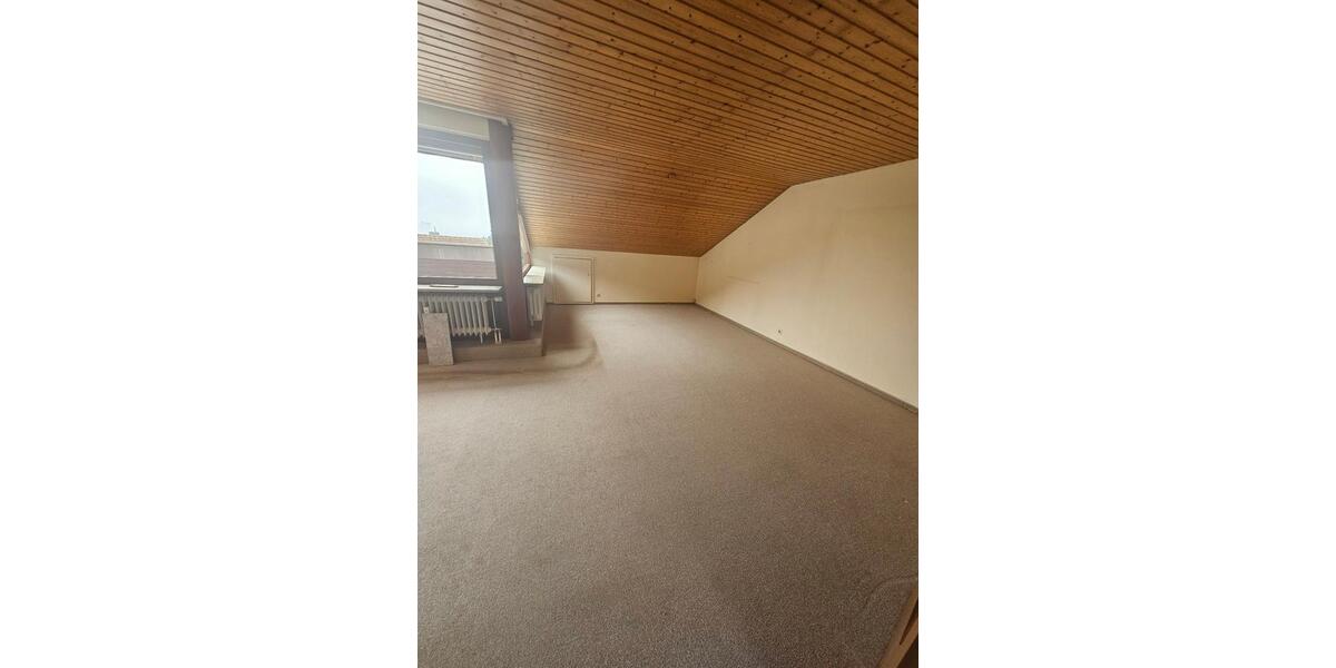 Dachgeschoßwohnung Wendlingen am Neckar - 2 Zimmer, 70 m&sup2;, 290.000&euro; | Angebot:24858351