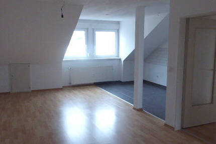 Wohnung Pforzheim Innenstadt - 2 Zimmer, 65 m&sup2;, 490&euro; | Angebot:25777189