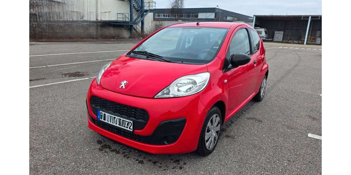 Peugeot 107 122.000 km 2.590 &euro; Fellbach 70736