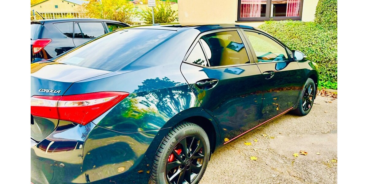 Toyota Corolla 142.000 km 12.800 &euro; Herrenberg 71083