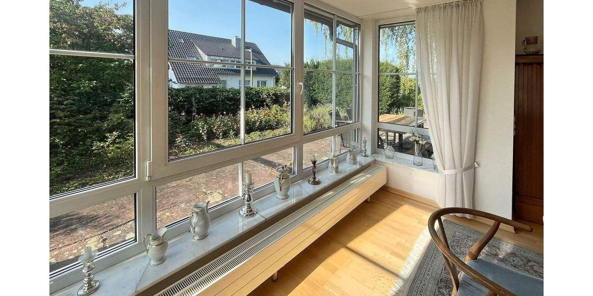 Einfamilienhaus Leonberg Ramtel - 6 Zimmer, 170 m&sup2;, 990.000&euro; | Angebot:24684442