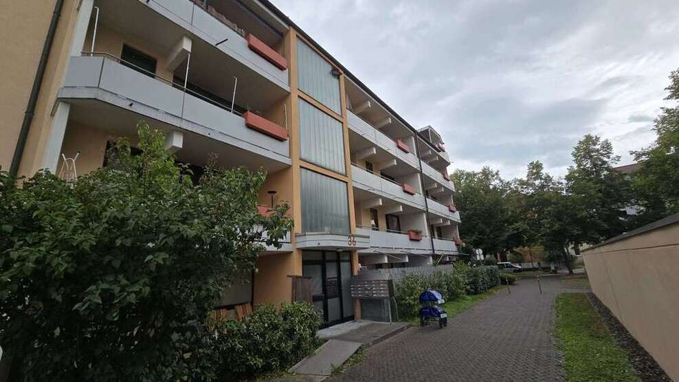 Wohnung zum Kaufen in Esslingen 199.000 € 53 m²