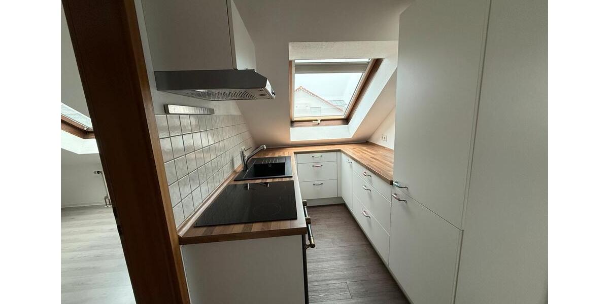 Dachgeschoßwohnung Renningen - 2 Zimmer, 44 m&sup2;, 198.000&euro; | Angebot:25989349