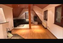 Helle 3 Zimmer Wohnung DG