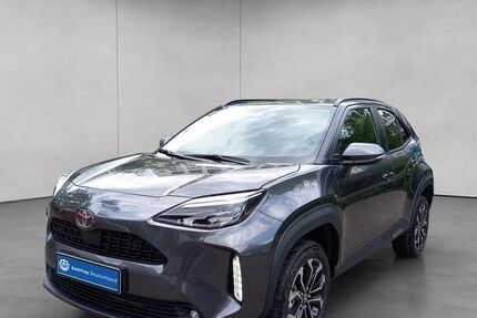 Toyota Yaris Cross 4.666 km 28.590 &euro; Stuttgart 70469