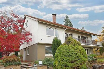 Einzigartiges Einfamilienhaus mit Einliegerwohnung und großem Gartengrundstück 7 zimmer