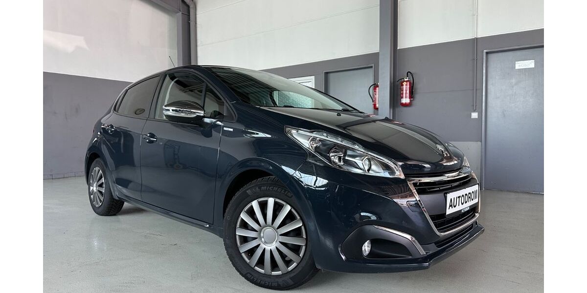 Peugeot 208 84.500 km 6.990 &euro; Neckartailfingen 72666