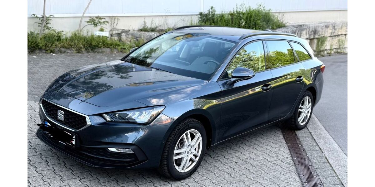 Seat Leon 11.020 km 26.249 &euro; Remseck am Neckar 71686