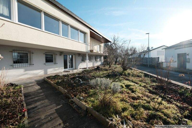 Mehrfamilienhaus, Wohnhaus Remseck Hochberg - 5 Zimmer, 203 m&sup2;, 780.000&euro; | Angebot:25768972