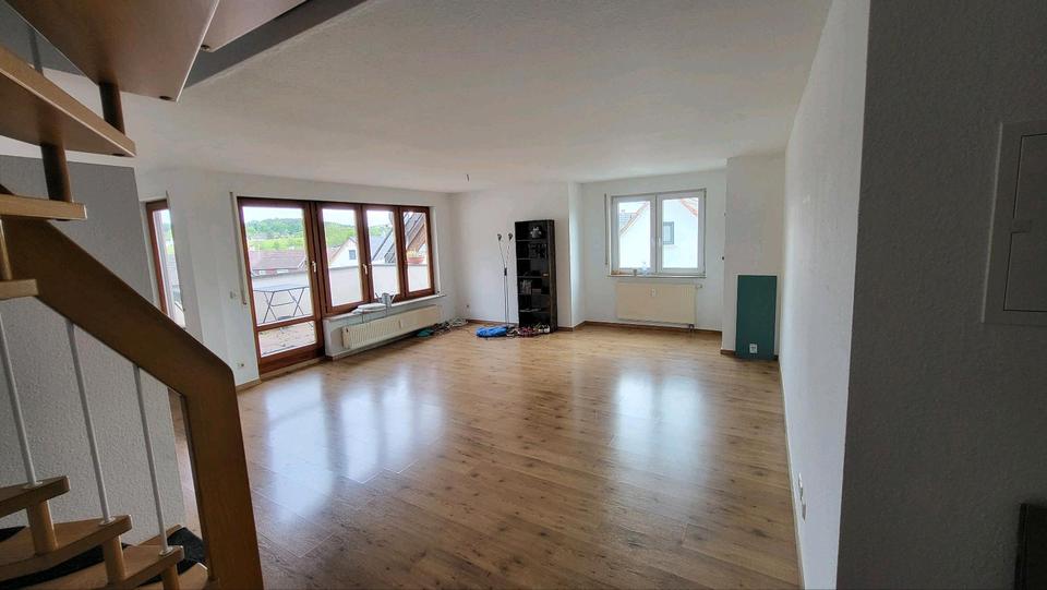 Etagenwohnung Steinenbronn - 3.5 Zimmer, 106 m&sup2;, 1.600&euro; | Angebot:26698165