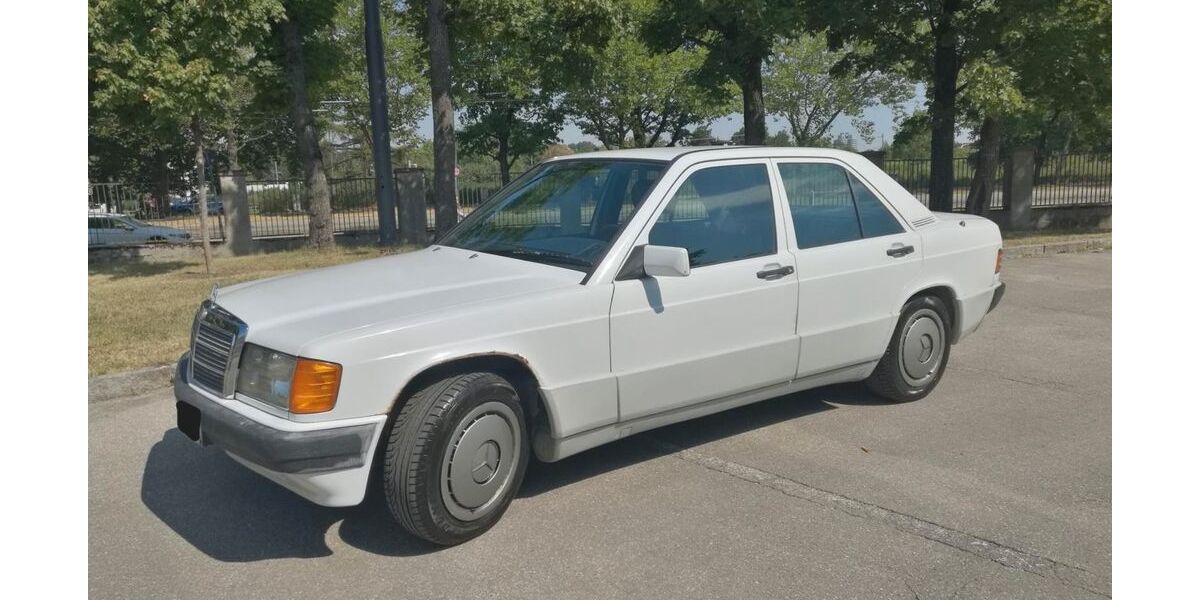 Mercedes-Benz 190 124.590 km 7.950 &euro; Reutlingen 72762