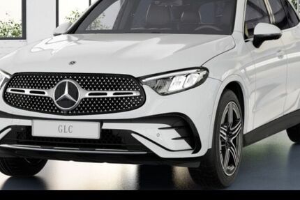 Mercedes-Benz GLC 220 9.900 km 58.990 € Stuttgart 70372