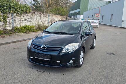 Toyota Auris 77.000 km 5.099 &euro; Möglingen 71696
