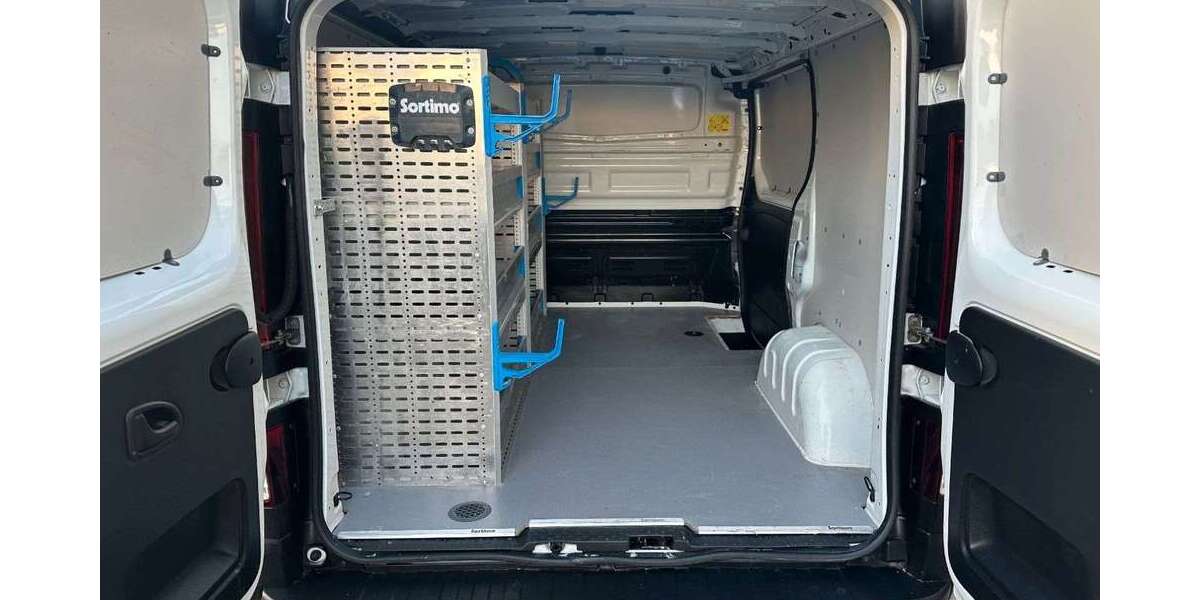 Opel Vivaro 55.336 km 15.490 &euro; Sindelfingen 71065