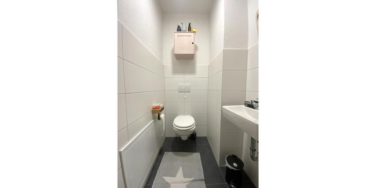 Einfamilienhaus Ludwigsburg Oßweil - 2.5 Zimmer, 90 m&sup2;, 1.450&euro; | Angebot:24553178